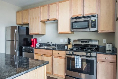 Frontdesk Minneapolis Grand Apts Downtown - image 9