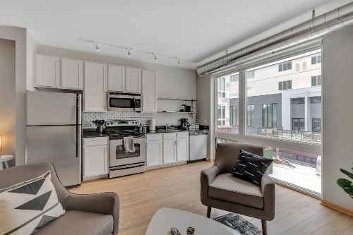 Lux Retreat and Gym - image 10
