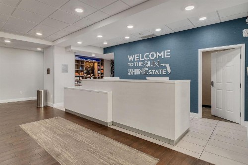 Hampton Inn & Suites Destin Sandestin Area - image 3