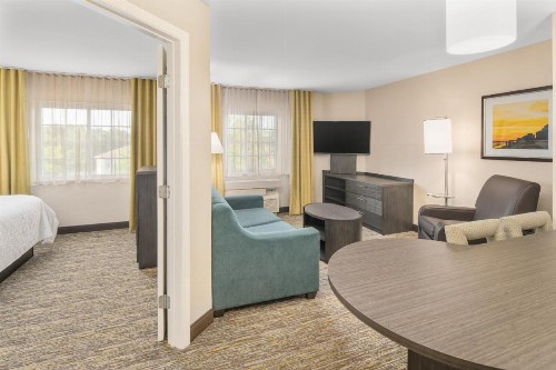 Candlewood Suites Destin-Sandestin Area an IHG Hotel - image 20