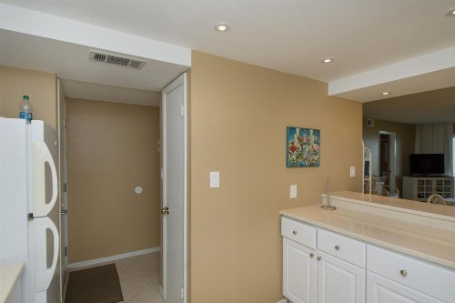 Beach House I - image 9