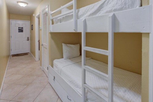 Gulfview Condominiums - image 9