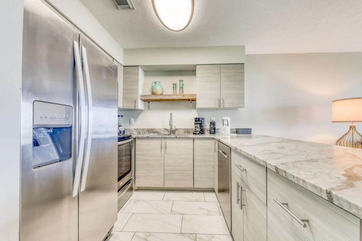 Windancer Condominiums - image 5