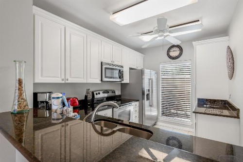 Beachwalk Villa 5193 - image 2