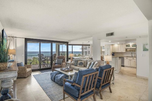 Beachside One 4050 - image 1