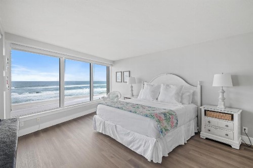 Beachside Two 4242 - image 12
