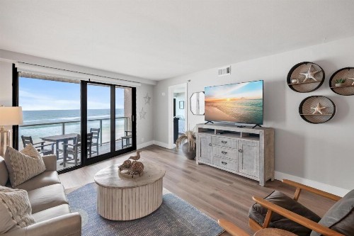 Beachside Two 4242 - image 3