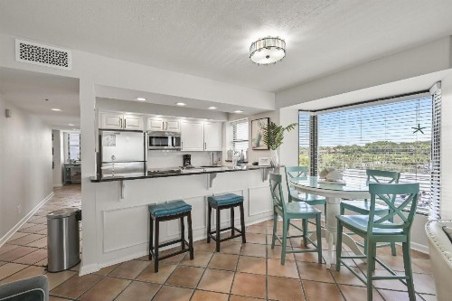Beachside Two 4246 - image 15