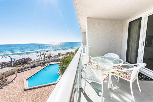 Beachside Two 4246 - image 31