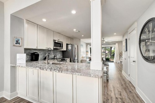 Beachwalk Villa 5072 - image 4