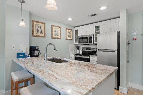 Pilot House 412 - image 42