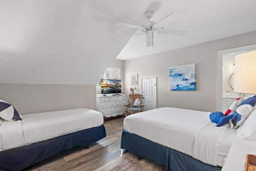 Turnberry 8519 - image 23