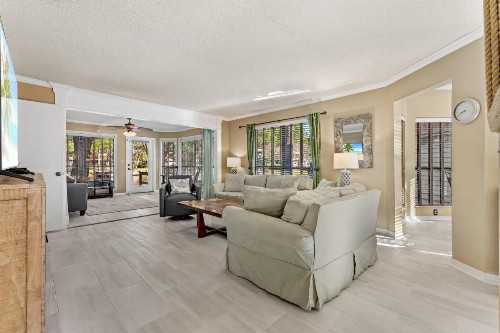 Fairways 220 - image 15
