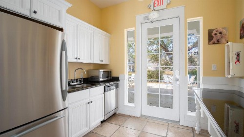 1383 Laurel Grove - image 29
