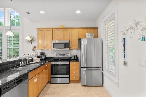 1383 Laurel Grove - image 30