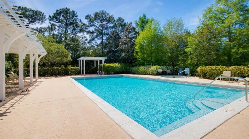 1383 Laurel Grove - image 8