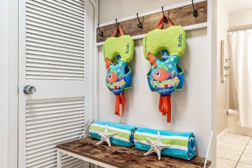 Beach Manor 508 - image 25