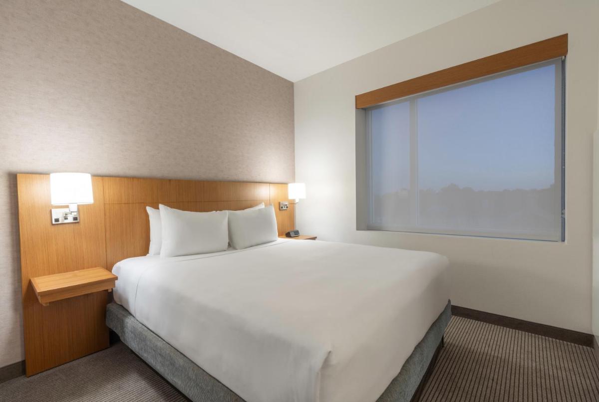 Hyatt Place Sandestin at Grand Blvd - image 2