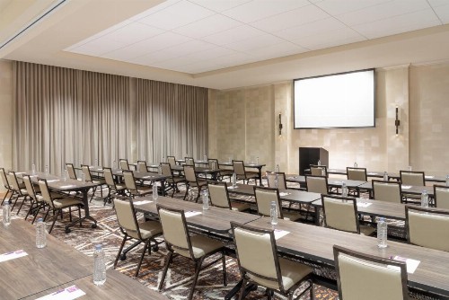 Hyatt Place Sandestin at Grand Blvd - image 9