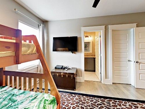 Gated Frangista Beach Home - image 7