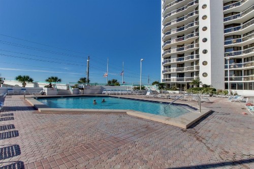Surfside Resort by Vacasa - image 12