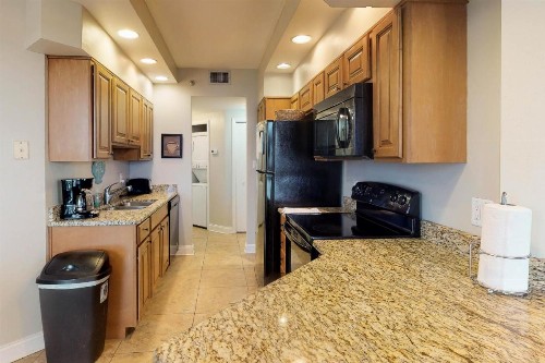 Surfside Resort 2 by Vacasa - image 9