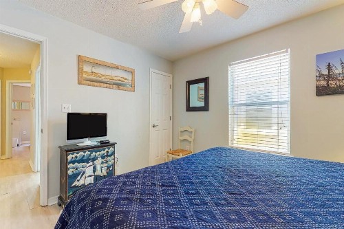 5 Bed 2 Bath Vacation home in Destin - image 11