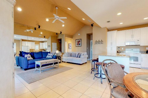 2 Bed 2 Bath Vacation home in Destin - image 11