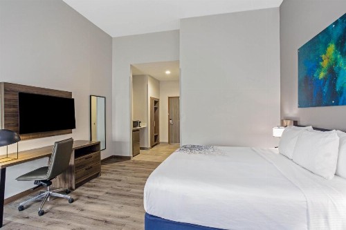 La Quinta Inn & Suites by Wyndham Miramar Beach-Destin - image 20