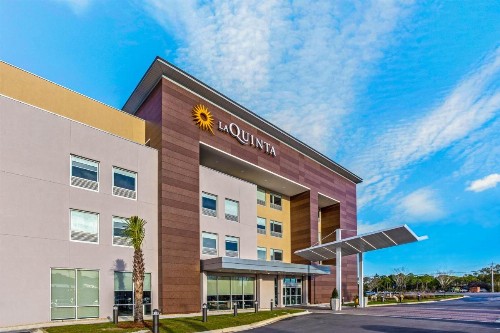 La Quinta Inn & Suites by Wyndham Miramar Beach-Destin - image 44