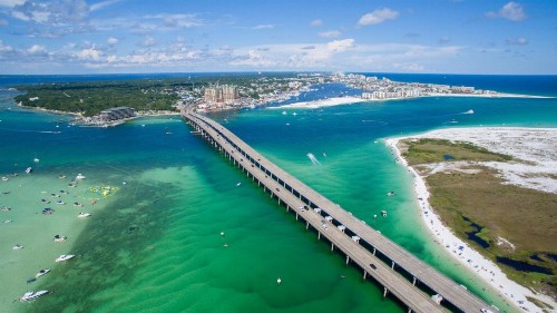 New Listing! Beachside Townhouse 1 Block to Waves townhouse - image 10