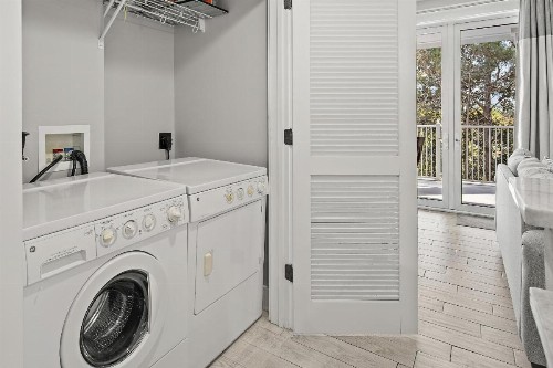 Pilot House 413 - image 13