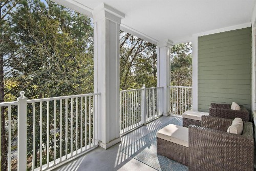 Pilot House 413 - image 15