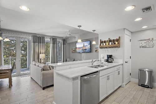 Pilot House 413 - image 2