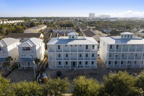 Hypnautic by Five Star Properties - image 10