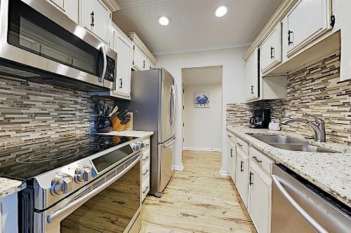 New Listing! Sunny Seascape Condo with 5 Pools condo - image 9