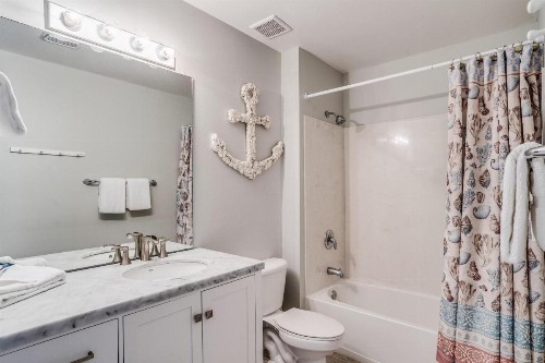 Newly remodeled condo perfect for your family vacation - image 11