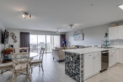 Newly remodeled condo perfect for your family vacation - image 2