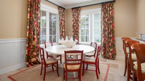 Nashville designer decorated with 6 seat golf cart and pet friendly! - image 26