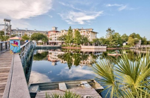 Nashville designer decorated with 6 seat golf cart and pet friendly! - image 29