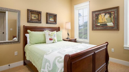 Nashville designer decorated with 6 seat golf cart and pet friendly! - image 31