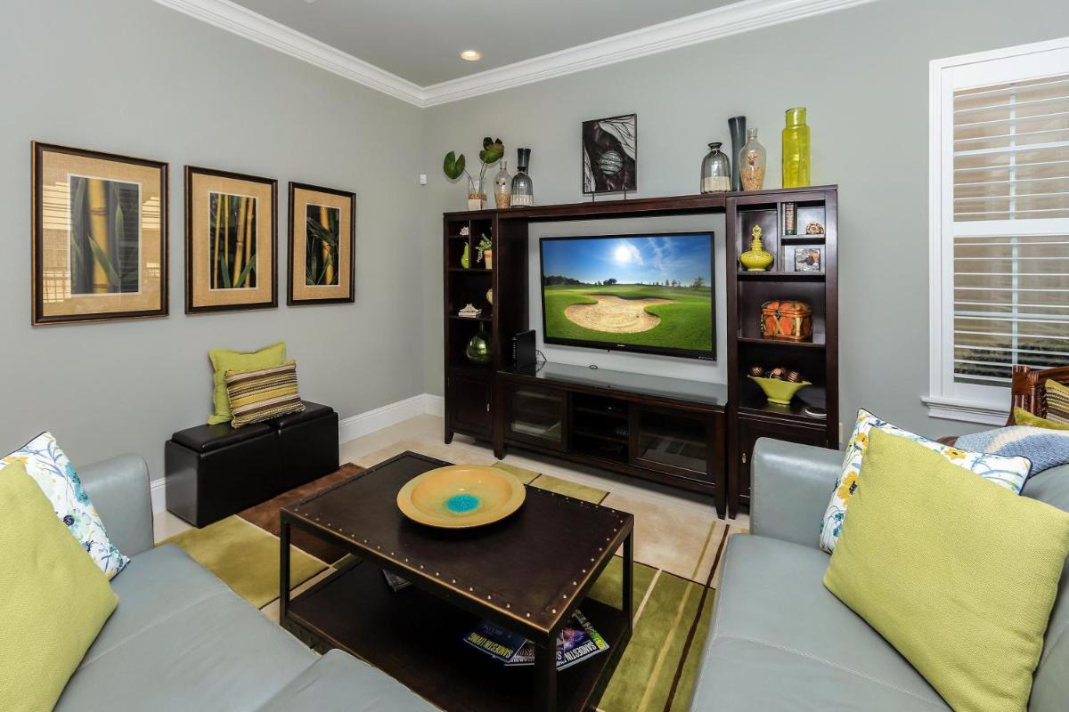 Villa Lago 1934 G- 4BR 4BA - Sleeps 10 - image 3