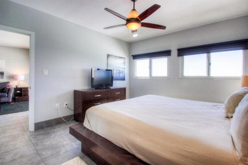 Beach House VII - image 9