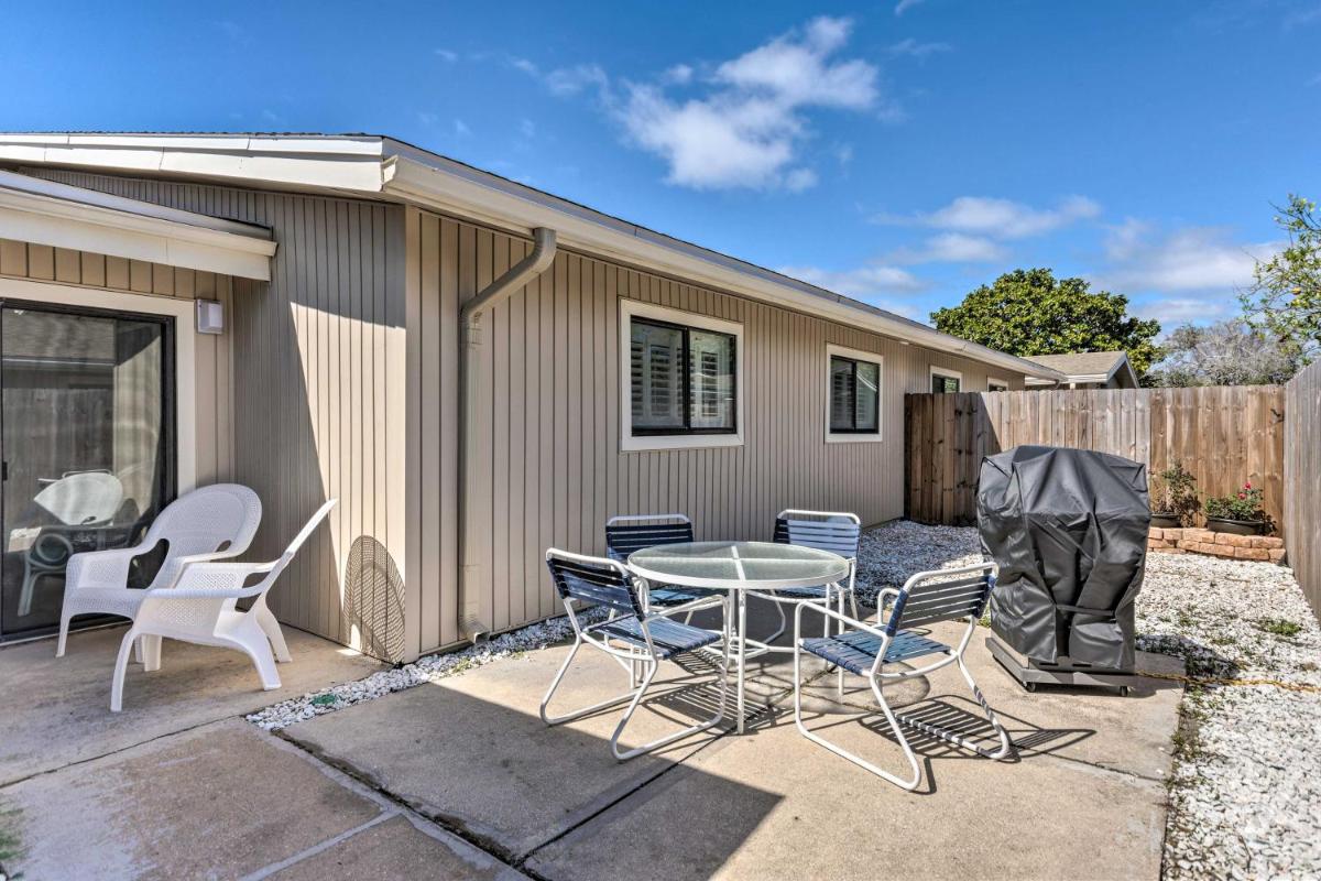 Sunny Miramar Villa Half Mi to Beach Access! - main image
