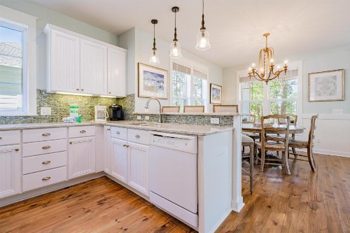 1347 Laurel Grove - image 6