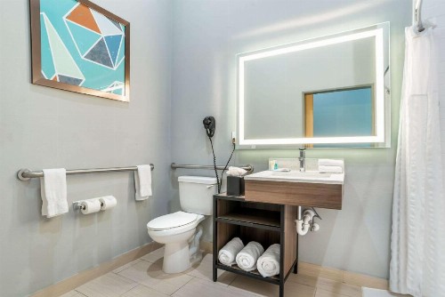 Comfort Inn - image 21