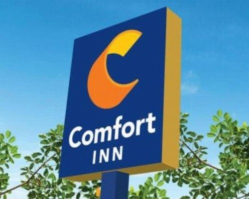 Comfort Inn - image 36