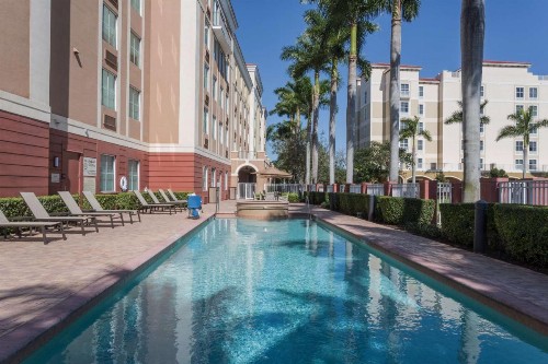 Hampton Inn & Suites Fort Lauderdale - Miramar - image 2