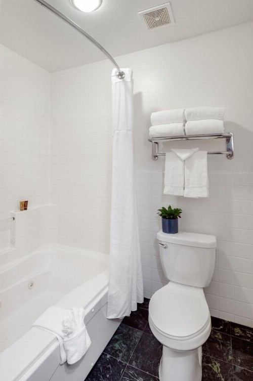 Ayres Suites Mission Viejo - image 27