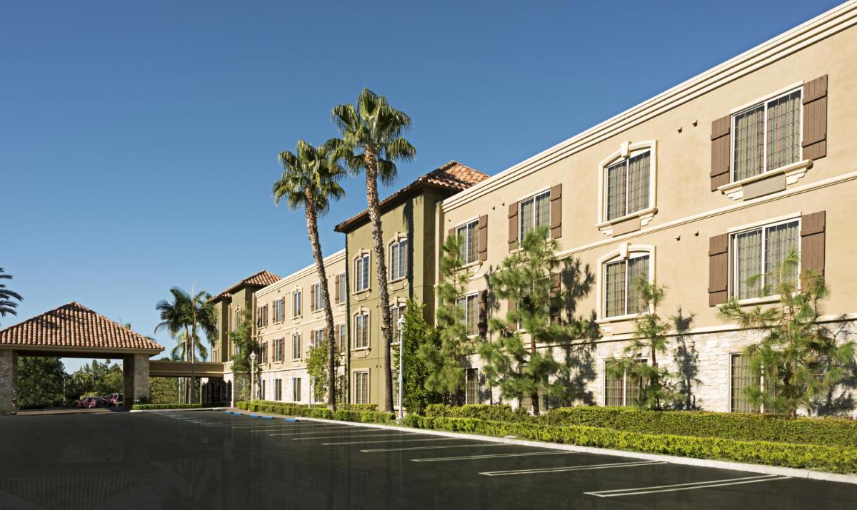 Ayres Suites Mission Viejo - image 4